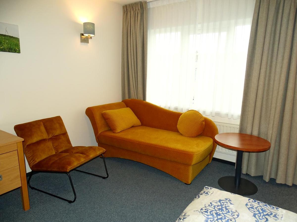 Hotel Cafe Restaurant "De Kroon" Wissenkerke Εξωτερικό φωτογραφία