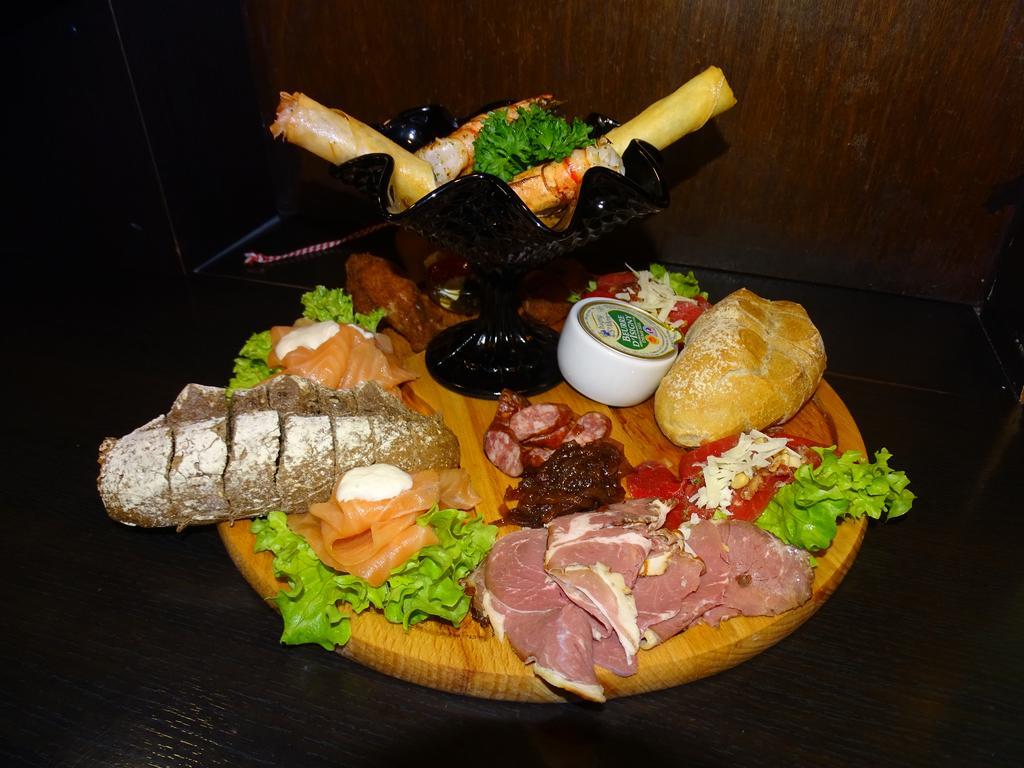 Hotel Cafe Restaurant "De Kroon" Wissenkerke Εξωτερικό φωτογραφία